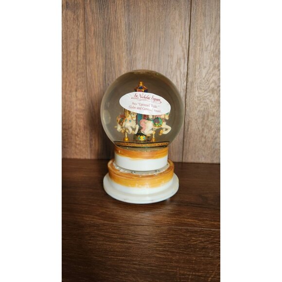 Vintage St Nicholas Square Carousel Waltz Horse Musical Wind Up Snow Globe - Picture 3 of 5